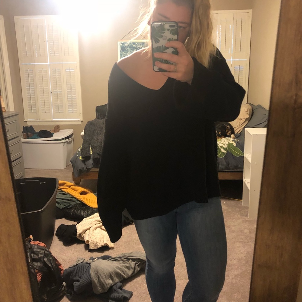 Free people Black oversized V neck sweater